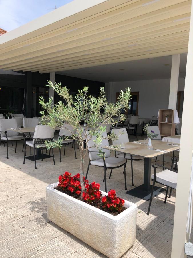 Sangulin Palace M Biograd Na Moru Exterior photo