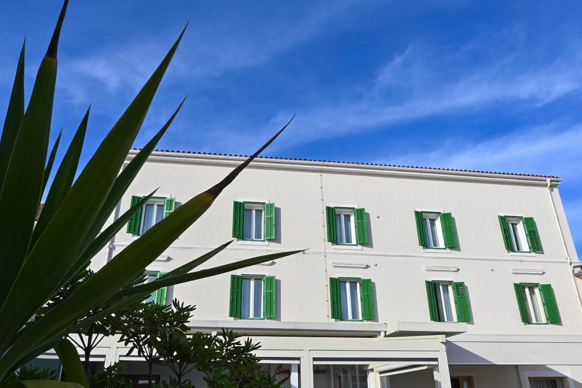 Sangulin Palace M Biograd Na Moru Exterior photo